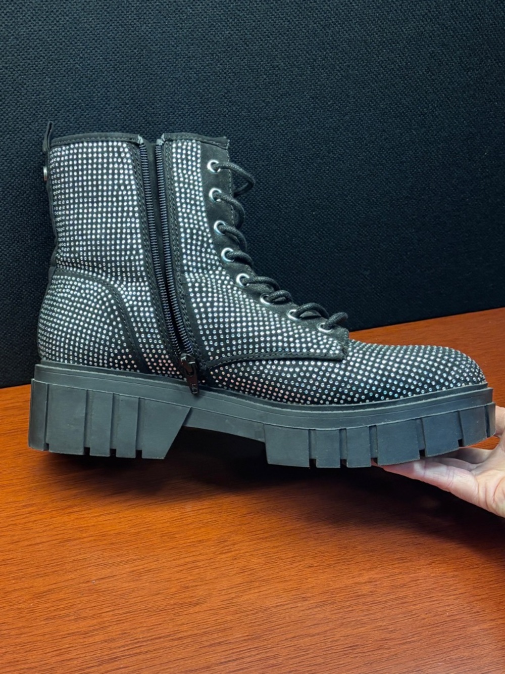 Women's Madden NYC Sz 11 Rhinestone Lace-Up Combat Boots in Black Stone, GUC - Picture 11 of 13